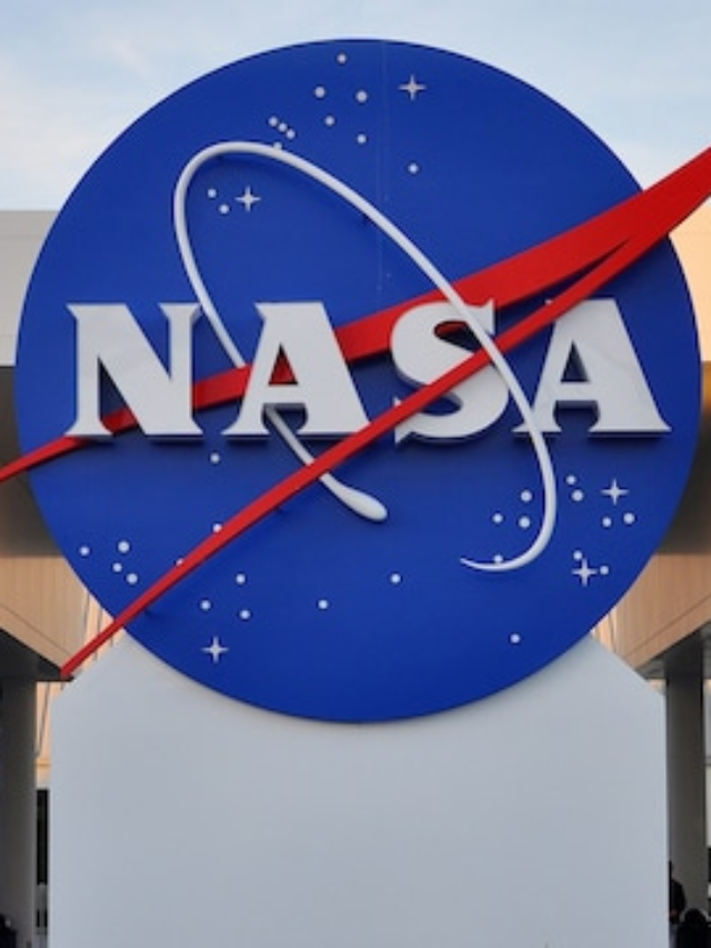 How to become a Scientist at NASA?