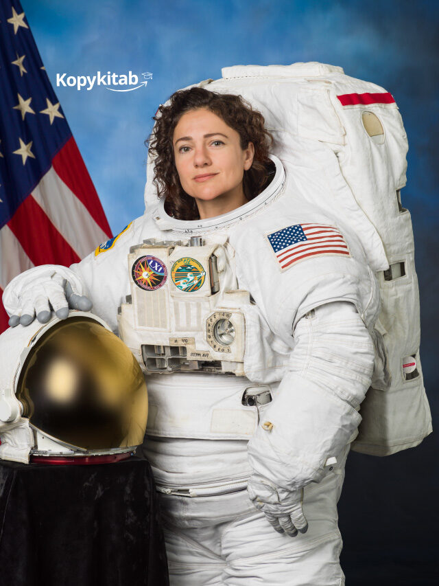 Astronaut बनने के लिए क्या करना पड़ता है