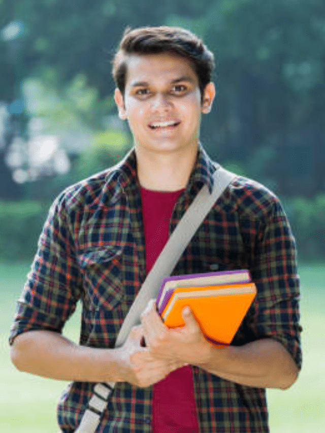 UPSC एग्जाम में क्यों सफल हो रहे है इंजीनियरिंग के छात्र?