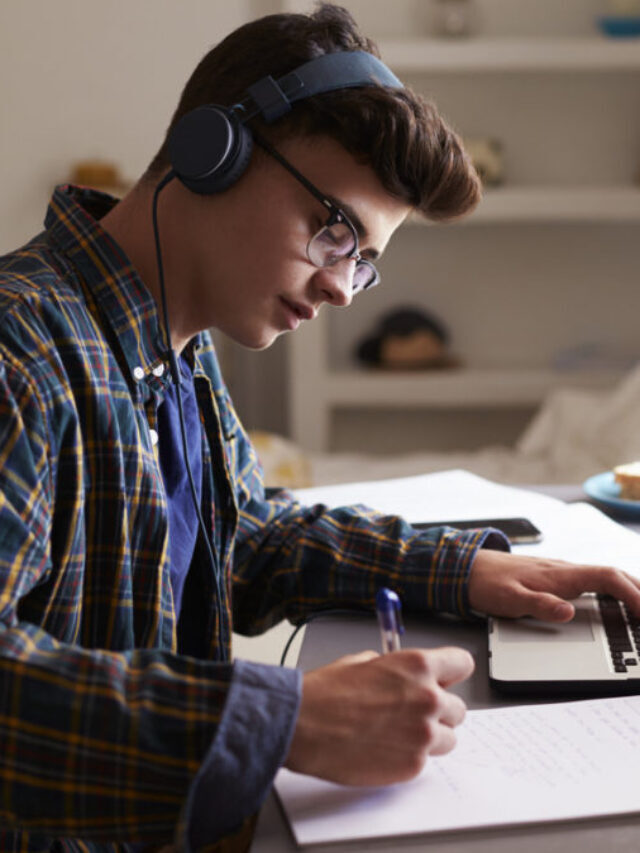 9 Facts About Student Interaction in Online Programs