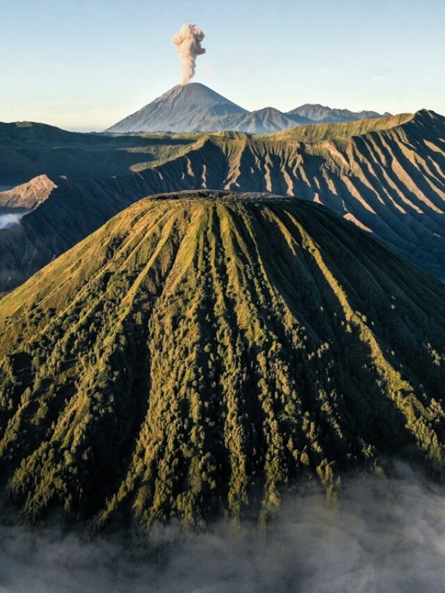 Top 7 Most Stunning Volcanoes In The World