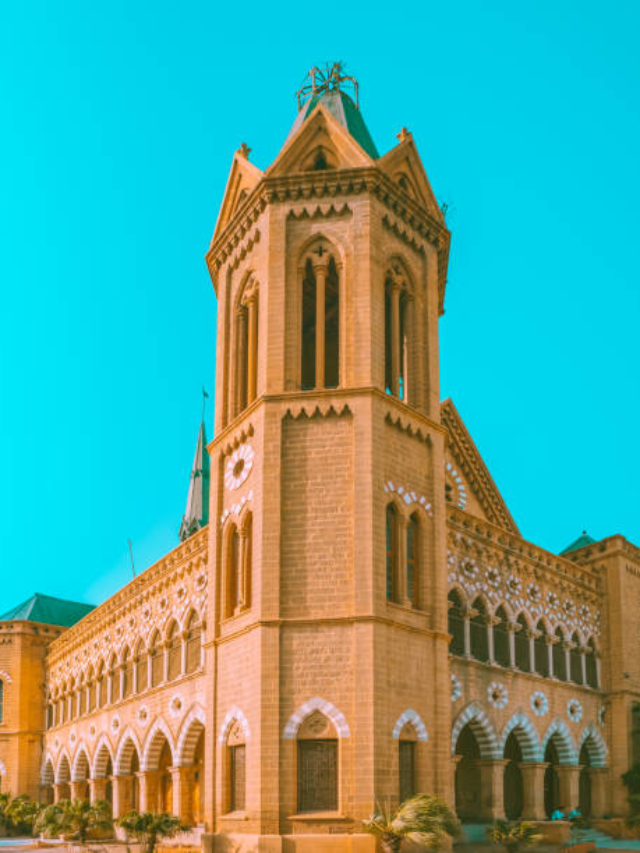 10 World’s Most Beautiful Libraries 2023