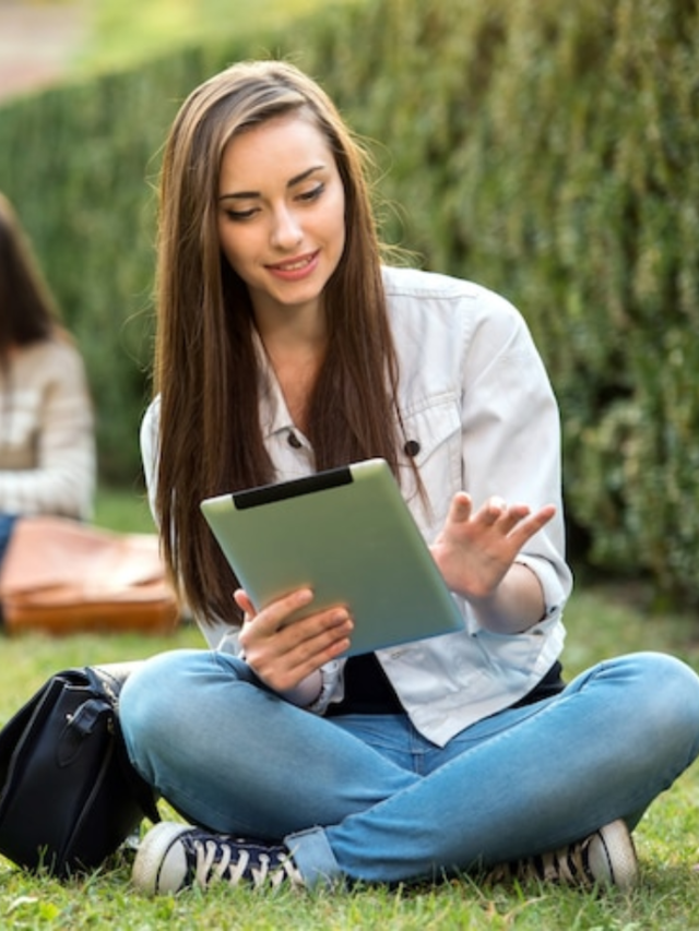 Small Colleges vs. Large Colleges