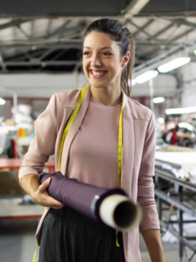 What Can I Become with a Bachelor’s Degree in Fashion Design?
