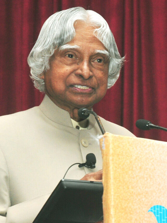 8 Iconic Scientists From India Who Made The Country Proud Globally