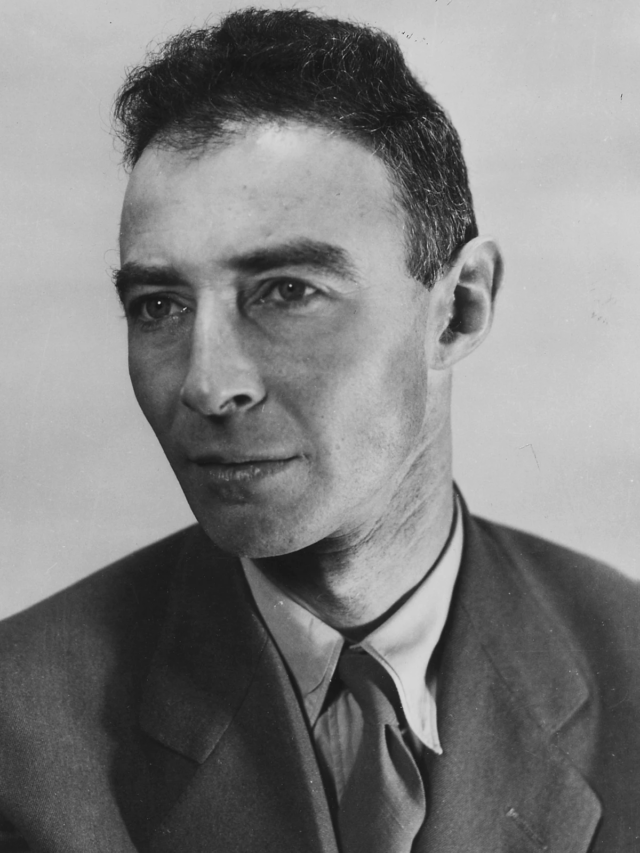 Top 10 Greatest Physicists Of All Time