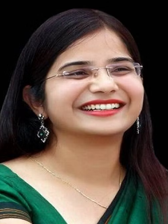 Top 6 Youngest IAS Officers in India