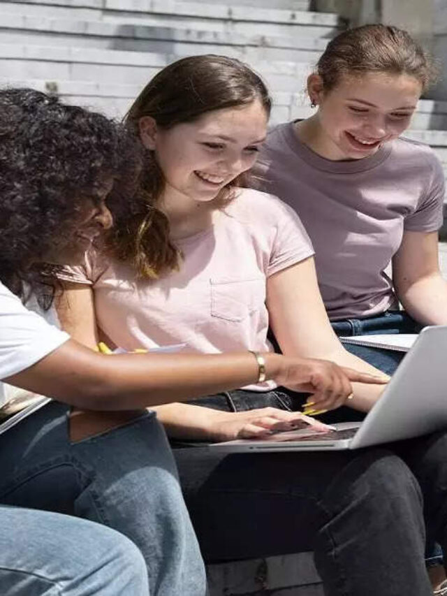 ग्रुप स्टडी के फायदे जानकर आप भी रह जाएंगे हैरान