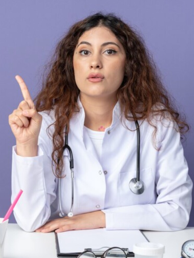 D.Pharma या B.Pharma, क्या करें?
