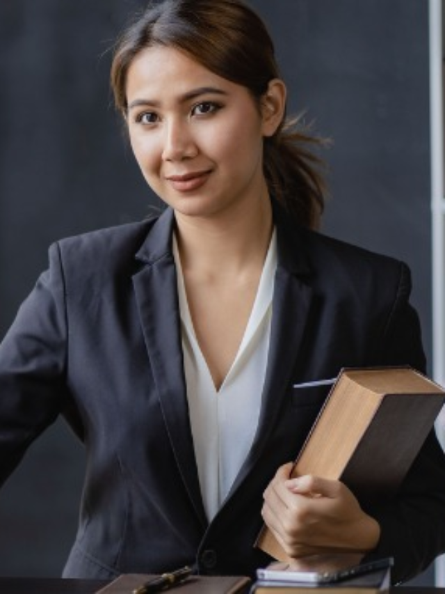 How Law Students Can Use AI to Their Benefit