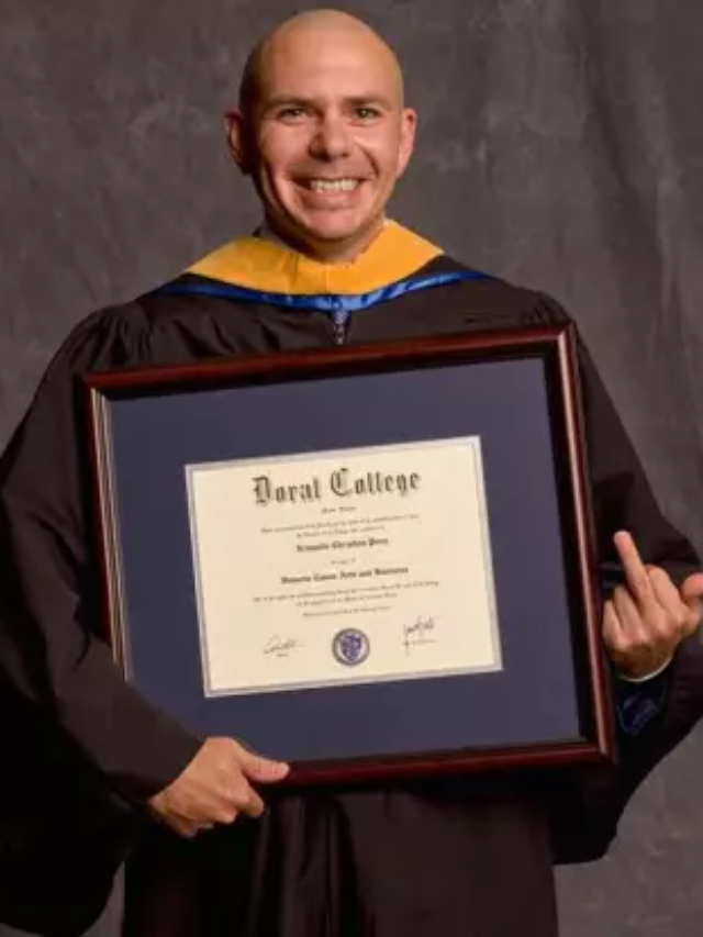 What Is an Honorary Doctorate Degree? And How to Get?